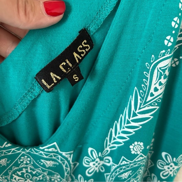 La Class Deep V Neck,Teal Boho, Floral, Flowy, Sleeveless Dress with White Print - Picture 4 of 6